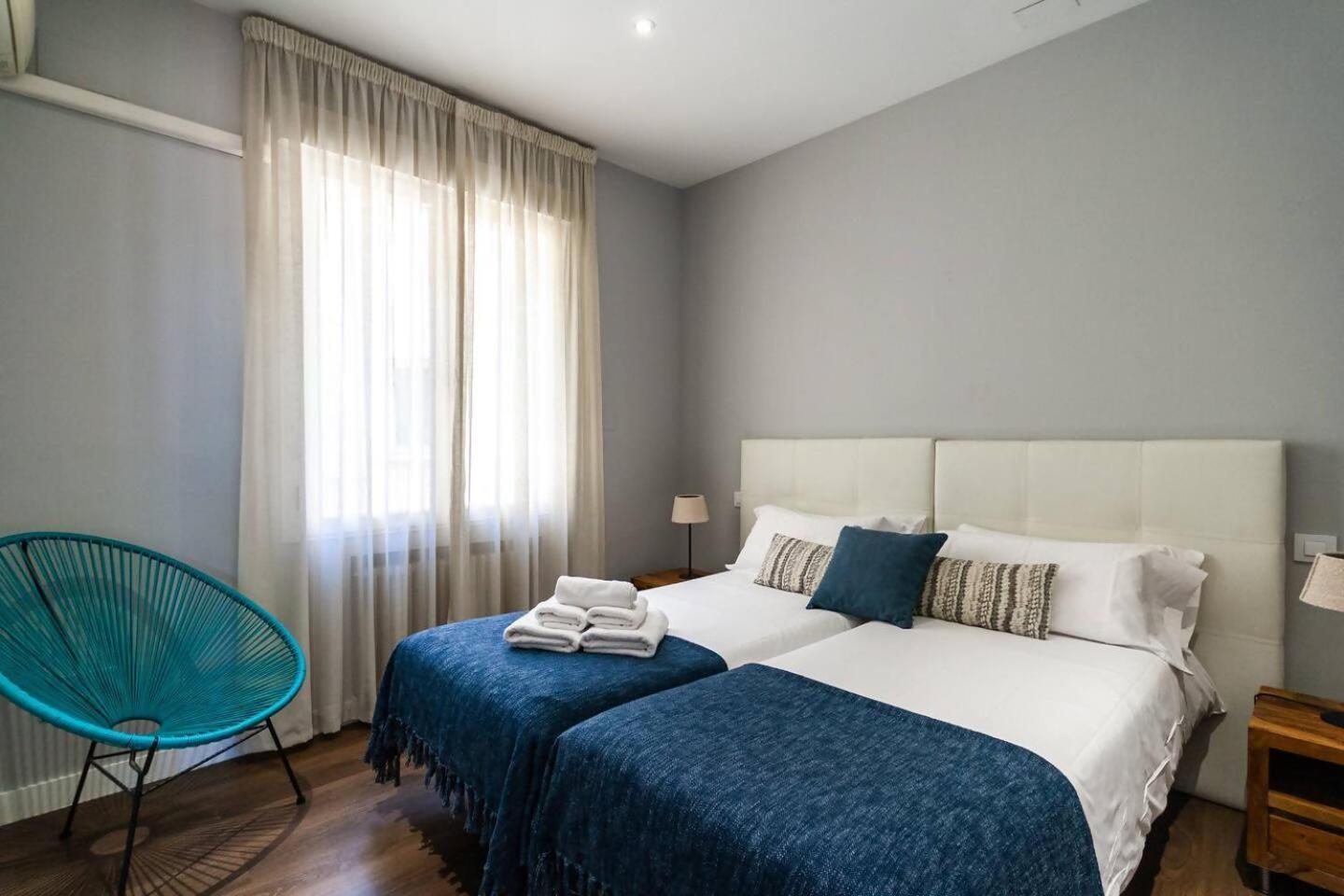 Apartamento Atico En La Gran Via Con Terraza Madrid Exterior foto
